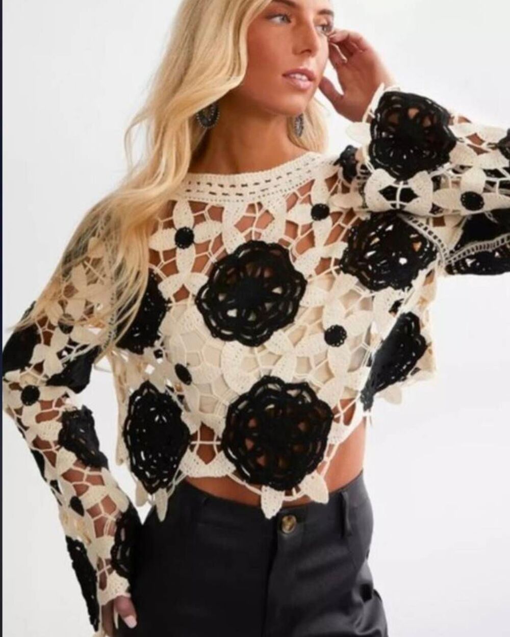 American Flirt Cream Black Floral Crochet Knit Top Medium Boho Festival Indie